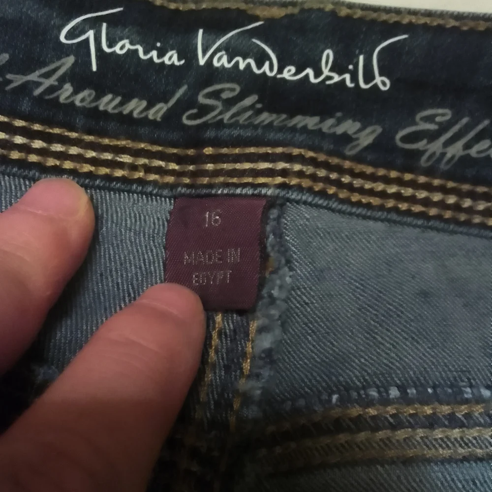 Gloria Vanderbilt‎ Classic Blue Straight Leg Jeans
